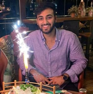 Meet your Posher, Shujaa